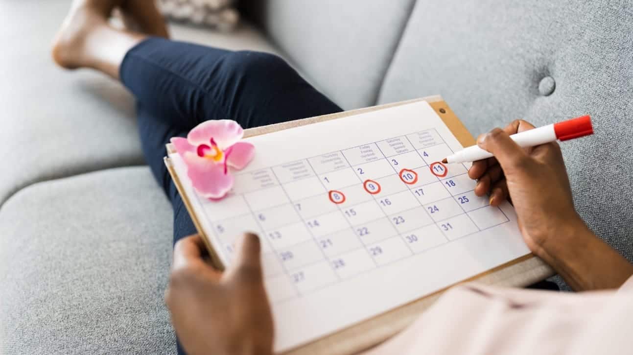 فاصله در قاعدگی